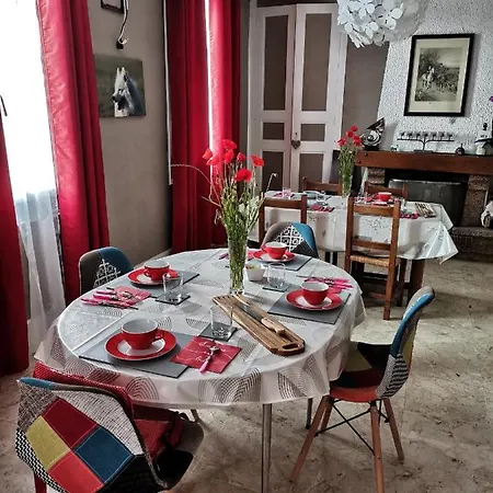 Les Clefs De L Argiliere Frühstückspension 3*
